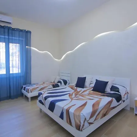 Apartment Domus